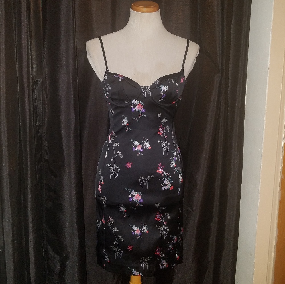 h&m black flower print dress